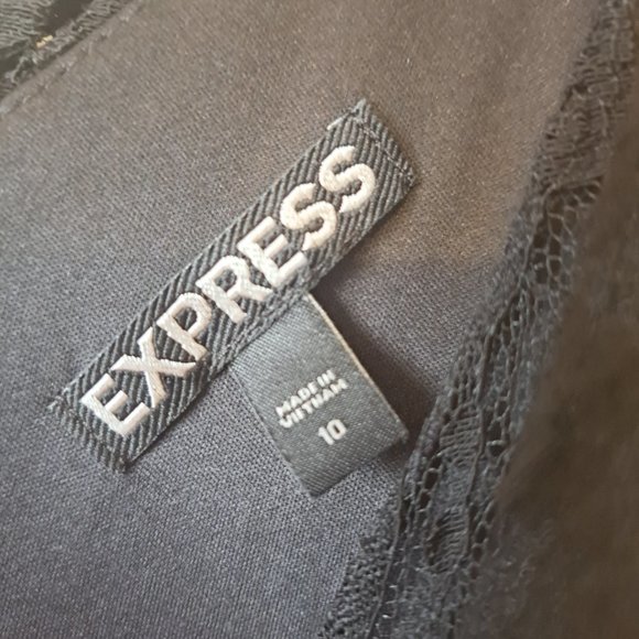 Express sleeveless black lace fit and flare dress Sz 10 women's - Picture 2 of 6